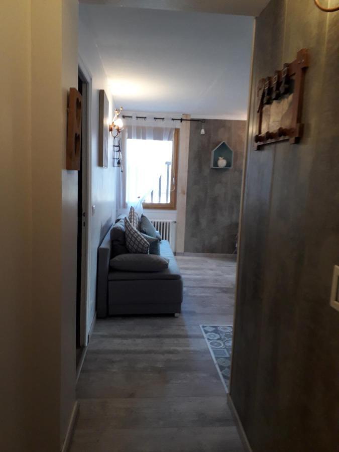 Enclos savoyard Appartement meublé 1chambre 1 canapé lits 3personnes Grand-Aigueblanche Exterior foto